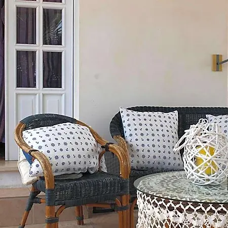 Apartment La Riserva Dei Felici Di Paf *
